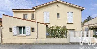 /international/fr/luc-sur-orbieu-languedoc-roussillon-310106574324/