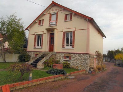 /international/fr/cosne-cours-sur-loire-burgundy-310101327408/?lang=en
