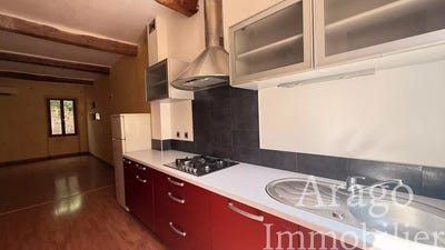 /international/fr/9-rue-hoche-rivesaltes-languedoc-roussillon-310108188548/
