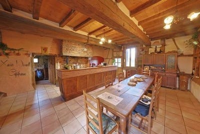 /international/fr/ouroux-sur-saone-burgundy-120097944000/