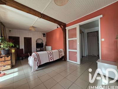 /international/fr/saint-jacques-de-thouars-charente-310107671996/