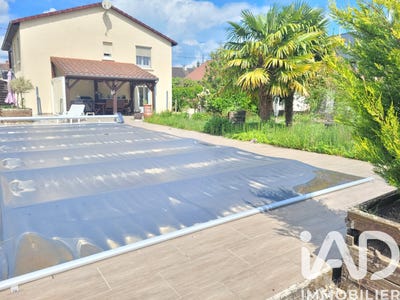 /international/fr/gueugnon-burgundy-310108044501/