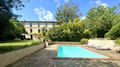 /international/fr/carcassonne-languedoc-roussillon-310099656798/
