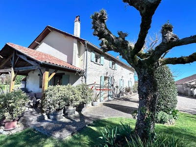 /international/fr/saussignac-aquitaine-310099229372/