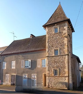 /international/fr/perrecy-les-forges-burgundy-310102275857/