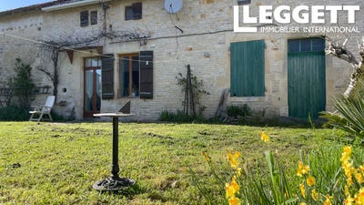 /international/fr/loubille-charente-310096869700/