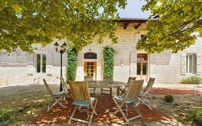 /international/fr/penne-dagenais-aquitaine-120087261652/?lang=en