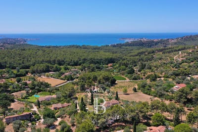 /international/fr/sanary-sur-mer-provence-alpes-cote-d-azur-310101045435/
