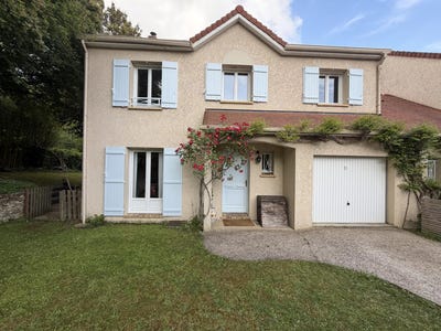 /international/fr/chevreuse-ile-de-france-310107045851/