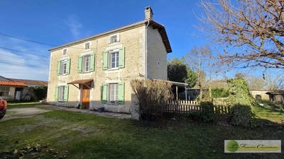 /international/fr/fouqueure-charente-310106018487/