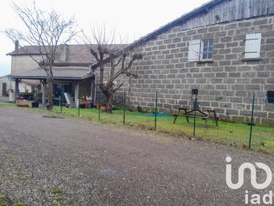 /international/fr/les-eglisottes-et-chalaures-aquitaine-310097320137/