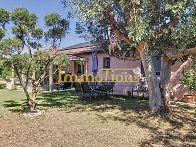 /international/fr/romans-sur-isere-rhone-310101045228/
