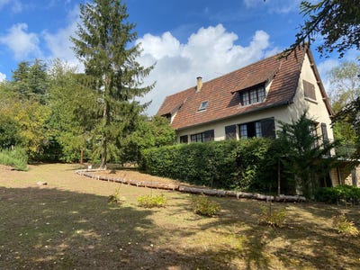 /international/fr/coulanges-sur-yonne-burgundy-310106780245/