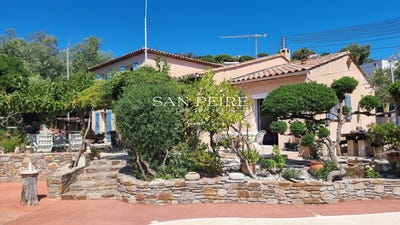 /international/fr/les-issambres-provence-alpes-cote-d-azur-310108630853/