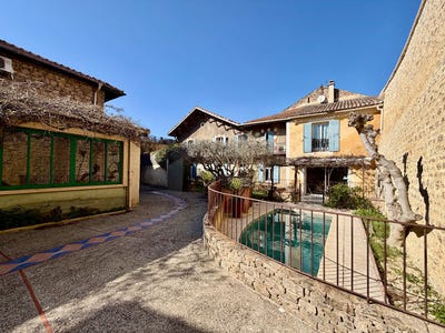 /international/fr/bagnols-sur-ceze-languedoc-roussillon-310107013184/