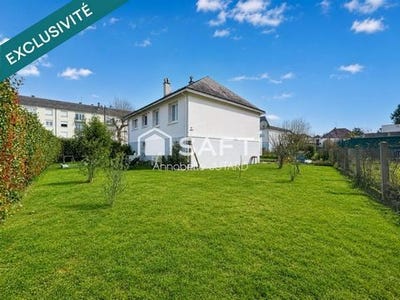 /international/fr/amboise-centre-val-de-loire-310105897655/