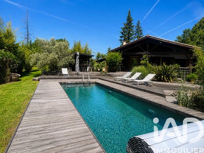 /international/fr/montguyon-charente-310108242924/