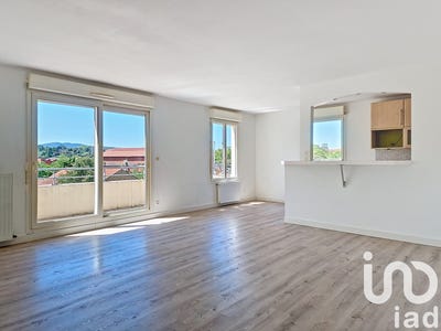 /international/fr/villefranche-sur-saone-ile-de-france-310099223121/?lang=en