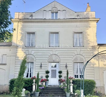 /international/fr/saumur-pays-de-la-loire-310110358668/