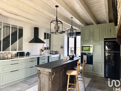 /international/fr/dol-de-bretagne-brittany-310097464291/