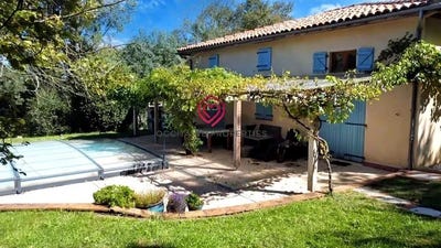 /international/fr/molas-midi-pyrenees-310105349706/