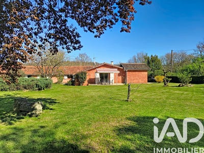 /international/fr/ordan-larroque-midi-pyrenees-310106739067/