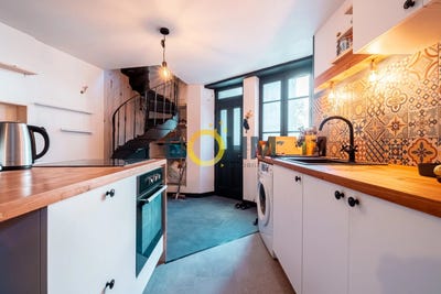 /international/fr/saint-bonnet-le-chateau-pays-de-la-loire-310098923585/