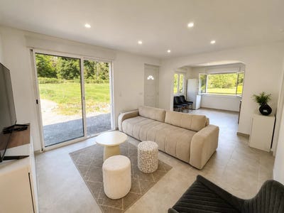 /international/fr/crepy-en-valois-picardie-310108487097/