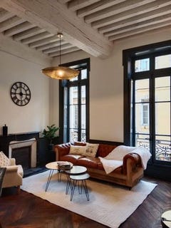 /international/fr/chalon-sur-saone-burgundy-120095261139/?lang=en