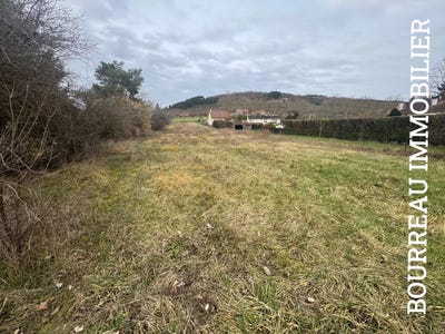 /international/fr/saint-aubin-sur-yonne-burgundy-310105695867/