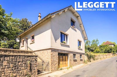 /international/fr/segur-le-chateau-limousin-310100490089/