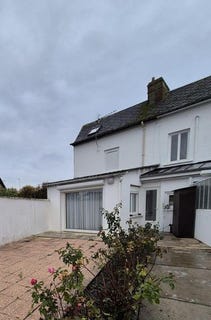 /international/fr/routot-upper-normandy-310105150846/