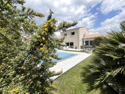 /international/fr/sainte-foy-rhone-310099621048/
