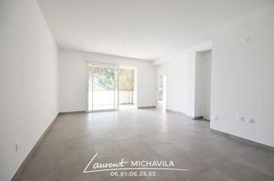 /international/fr/vias-languedoc-roussillon-310108995717/