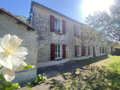 /international/fr/saint-nazaire-sur-charente-charente-310105211081/
