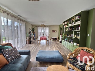 /international/fr/moustey-aquitaine-310098316297/?lang=en
