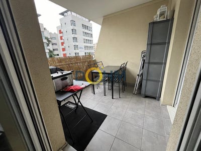 /international/fr/lyon-8eme-rhone-310108648146/