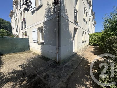 /international/fr/verneuil-en-halatte-picardie-310100360764/