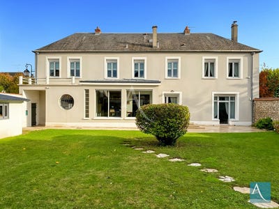 /international/fr/etrechy-ile-de-france-310108618707/