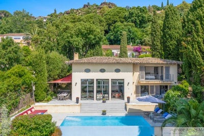 /international/fr/rayol-canadel-sur-mer-provence-alpes-cote-d-azur-310101227310/?lang=zh-tw