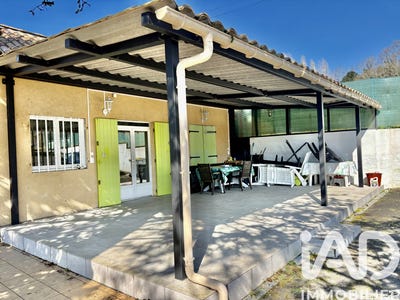 /international/fr/saint-capraise-de-lalinde-aquitaine-310106624775/