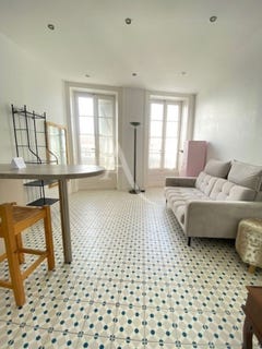 /international/fr/la-rochelle-franche-comte-310108102219/