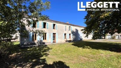/international/fr/baignes-sainte-radegonde-charente-310103244318/