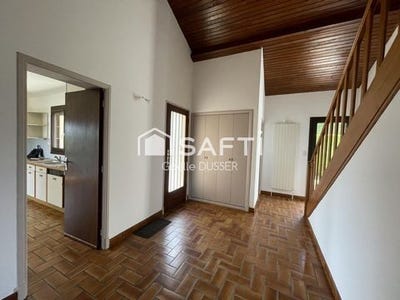 /international/fr/saint-eloy-les-mines-auvergne-310100282037/