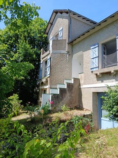 /international/fr/la-croisille-sur-briance-limousin-310109023010/?lang=id