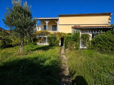 /international/fr/bourg-centre-val-de-loire-310109800140/