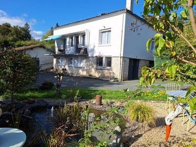 /international/fr/charroux-limousin-120095241256/?lang=zh-cn