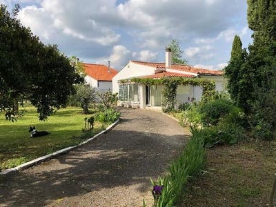 /international/fr/carignan-de-bordeaux-aquitaine-310107814189/