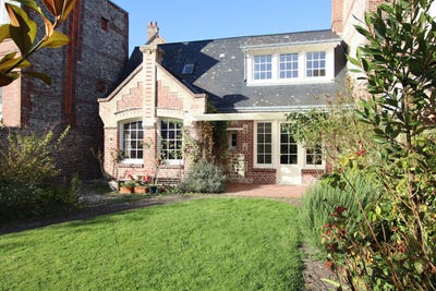 /international/fr/veules-les-roses-upper-normandy-310109022313/?lang=th