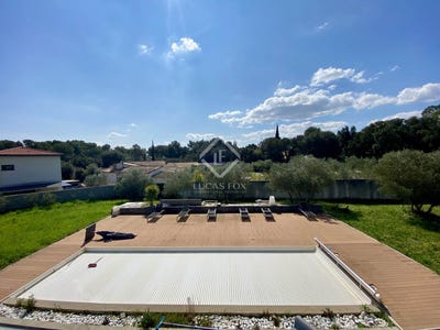 /international/fr/castries-languedoc-roussillon-310098370466/
